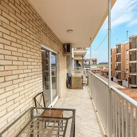3 Bedroom Awesome In Apartment Santa Pola